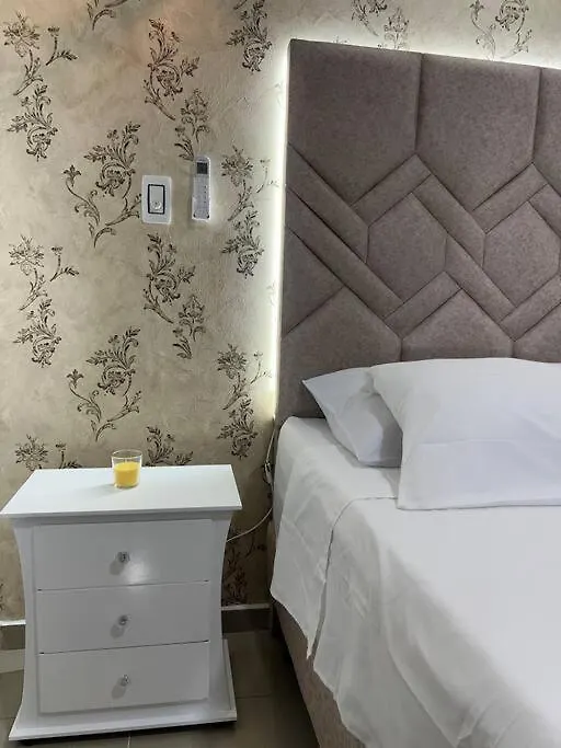 Lujoso Apartamento Granada カリ