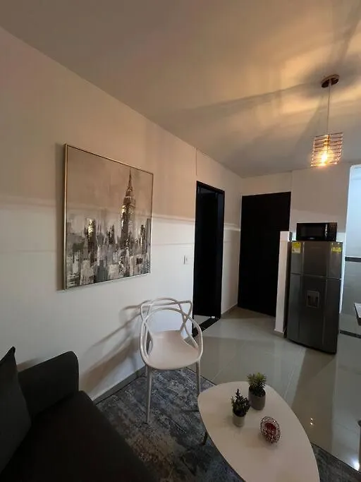 Lujoso Apartamento Granada カリ アパート